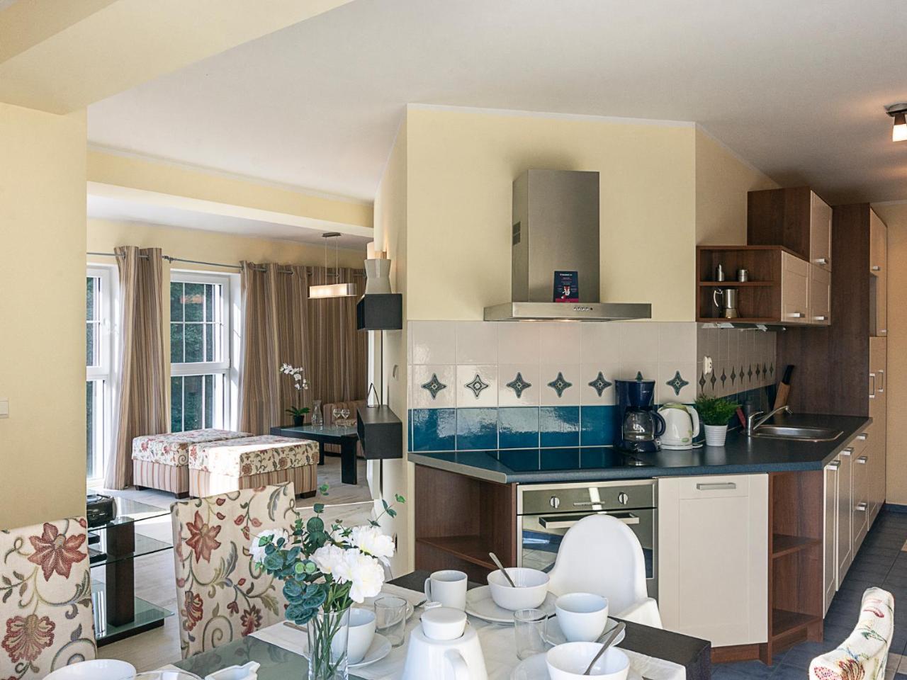 VacationClub - Rezydencja Bursztyn Apartament 31 Swinoujscie Kültér fotó