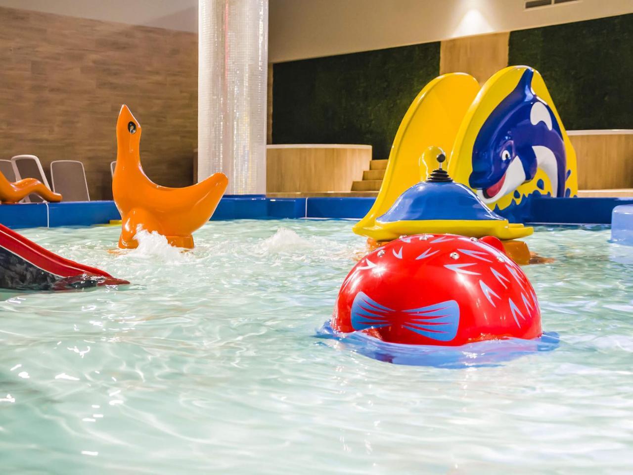 VacationClub - Rezydencja Bursztyn Apartament 31 Swinoujscie Kültér fotó